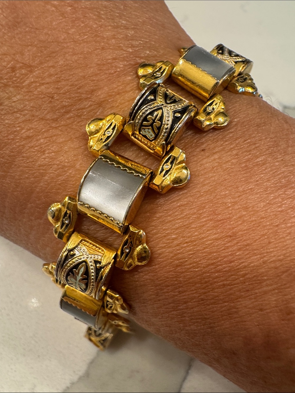 Gold and Decorative Spanish Link Bracelet